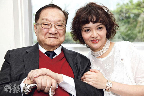 Tiểu thuyết gia võ hiệp Kim Dung:  Có nhiều tác phẩm văn học để đời